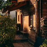 St Martin Dağ evi *