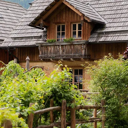 St Martin Chalet *